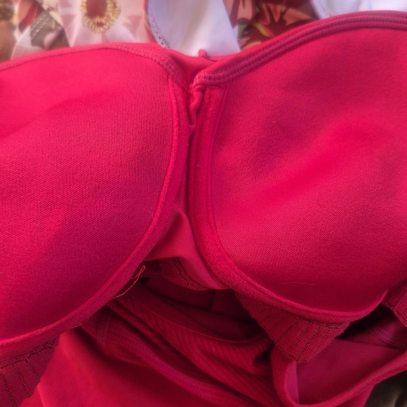 Nike Red Performance Racerback Tank - Picture 3 of 3